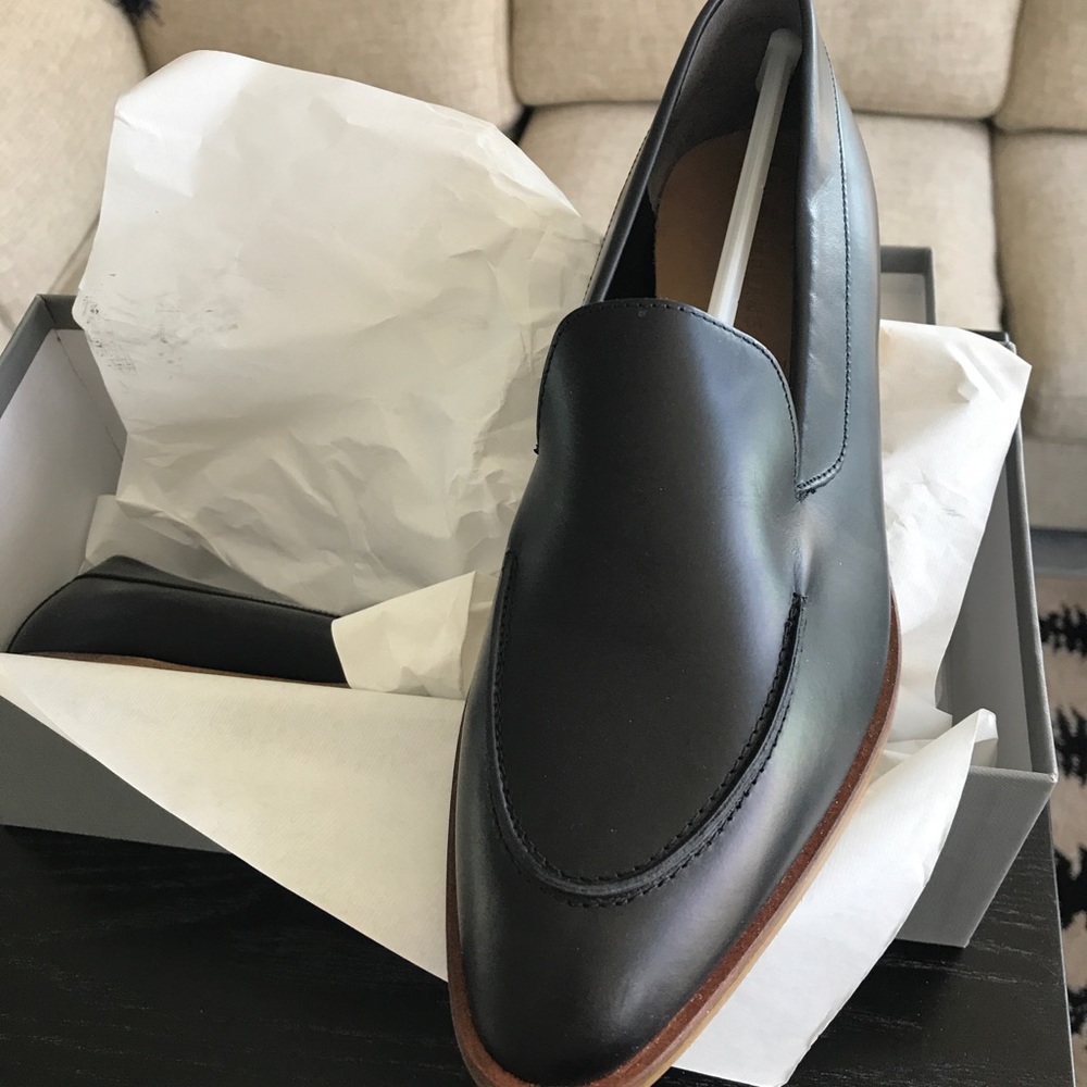 Everlane black loafers - brand new!